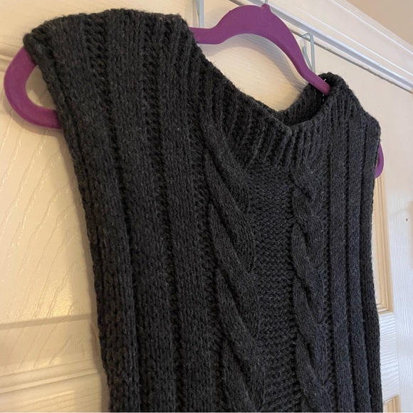 AQE Fashion XL Black Sleeveless Sweater Dress - Picture 3 of 9